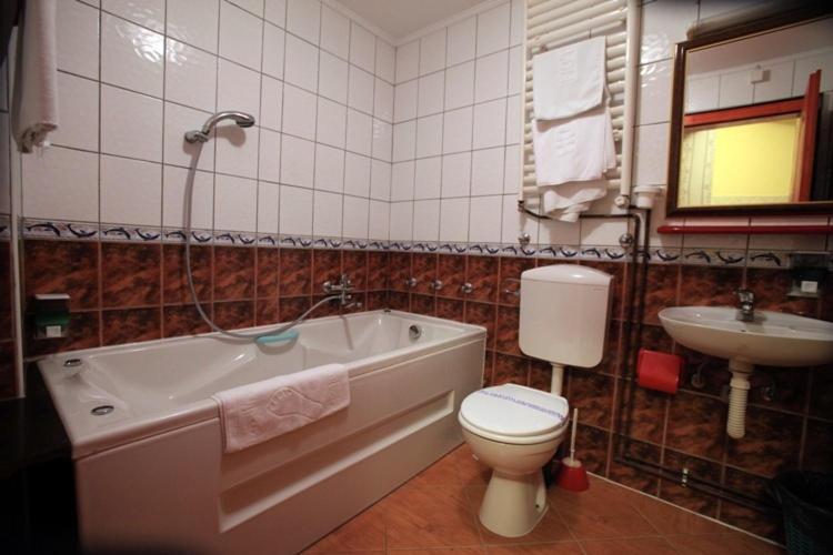 Hotel Dunav Sremski Karlovci Room photo